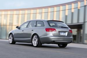 Audi A6 3.2 Quattro S-Line Avant 2005 года  (NA)